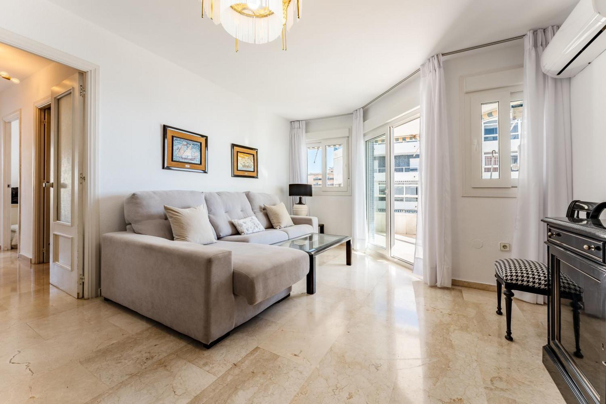 Tropico Carihuela View & Parking Apartment Torremolinos Luaran gambar