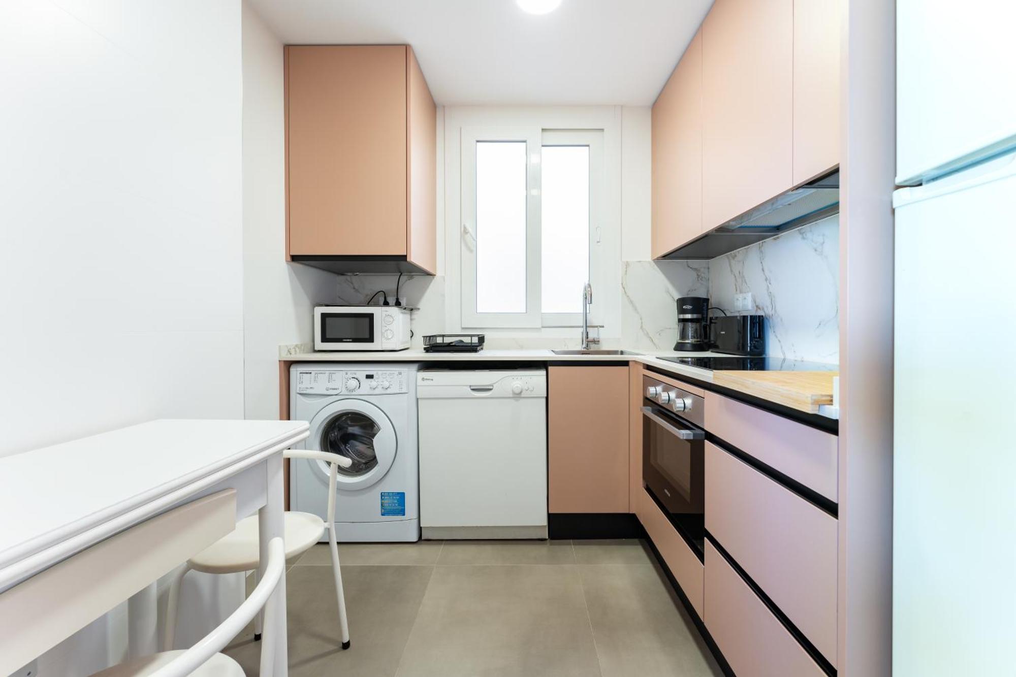 Tropico Carihuela View & Parking Apartment Torremolinos Luaran gambar