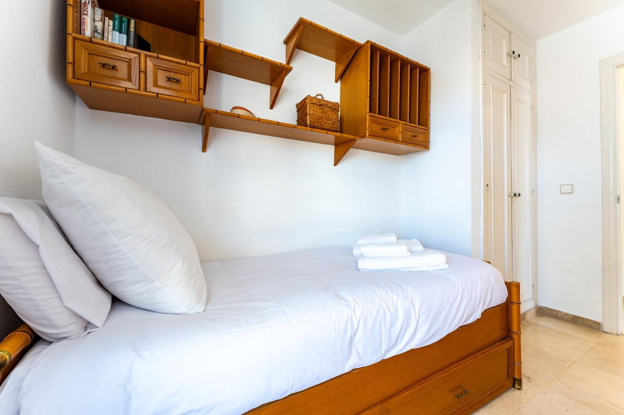 Tropico Carihuela View & Parking Apartment Torremolinos Luaran gambar