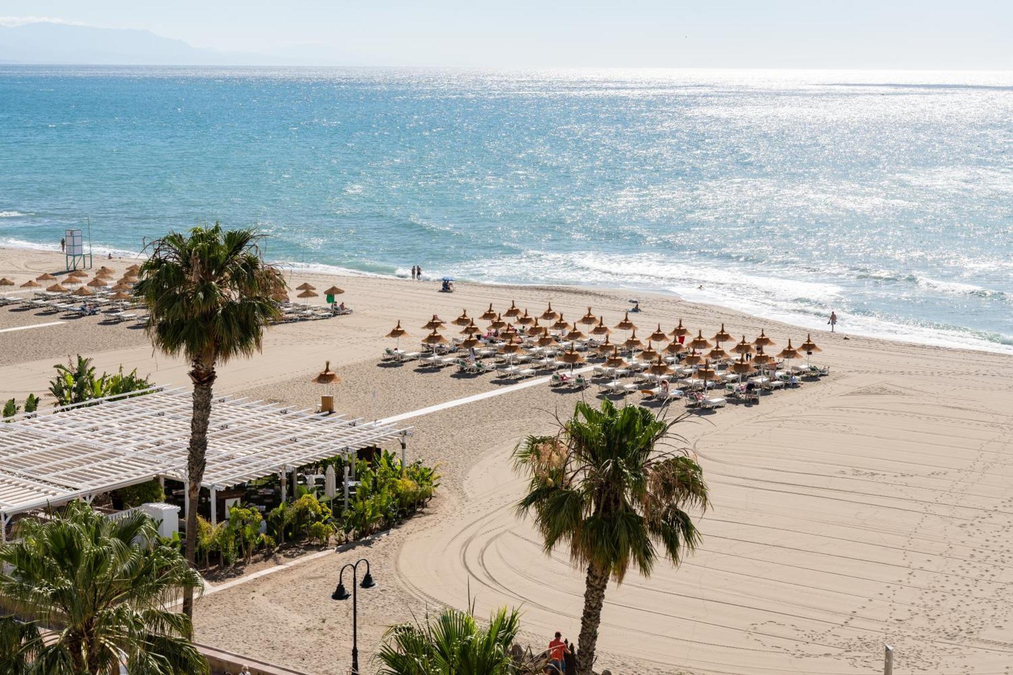 Tropico Carihuela View & Parking Apartment Torremolinos Luaran gambar